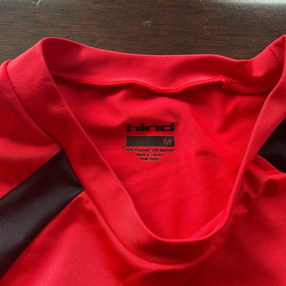 Mens Hind Running/Working Out Compression Shirt Red and Black Size Medium - Picture 3 of 6